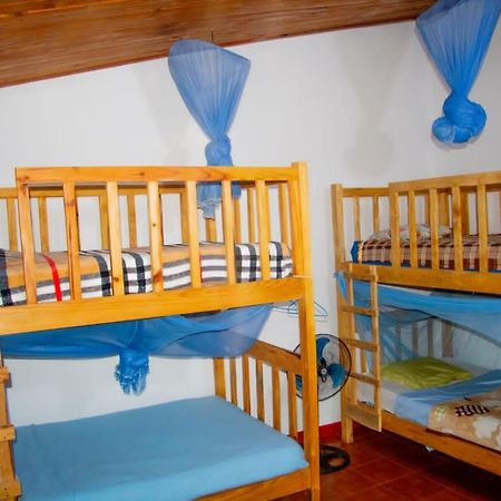 Hostel Pensao Ya Mute Chimoio Zewnętrze zdjęcie